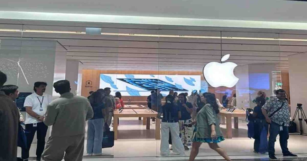 Apple opens its first retail store in Bengaluru