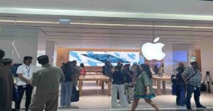 Apple opens its first retail store in Bengaluru