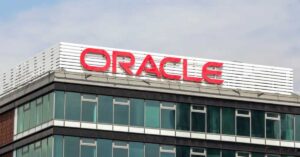 Oracle ने रचा इतिहास: एक ही दिन में कमाई भारत की तीन दिग्गज IT कंपनियों के बराबर, शेयरों में ऐतिहासिक उछाल