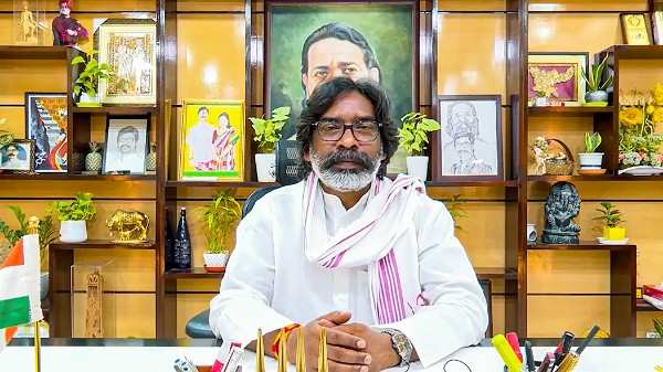 सीएम हेमंत सोरेन ने की राजधानी में प्रस्तावित फ्लाईओवर के निर्माण से संबंधित प्रोजेक्ट की समीक्षा