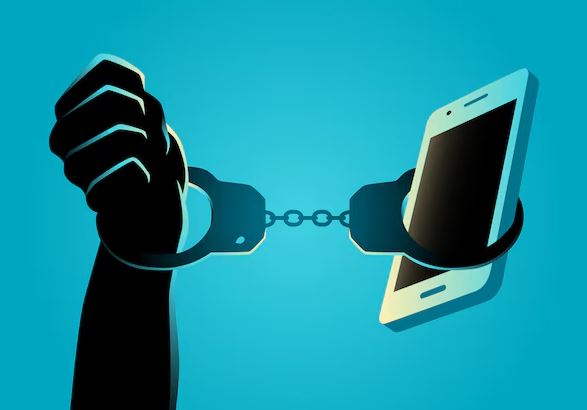 दुमका: संथाल परगना महिला कॉलेज के प्रोफेसर से 15 लाख की साइबर ठगी, मुंबई पुलिस बनकर 4 दिन तक किया डिजिटल अरेस्ट