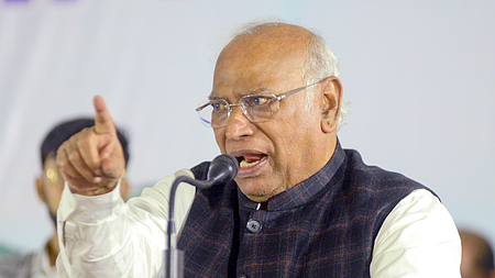 'आज चोरी की सरकार है', दिल्ली रैली पर मल्लिकार्जुन खड़गे बोले- लोगों तक पहुंचाना चाहते हैं संदेश