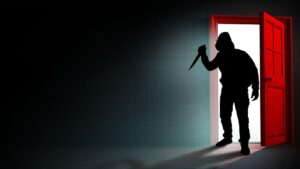 कोडरमा में पति ने की पत्नी की हत्या: घरेलू विवाद बना खूनखराबा, शव प्लास्टिक में मिला, आरोपी फरार